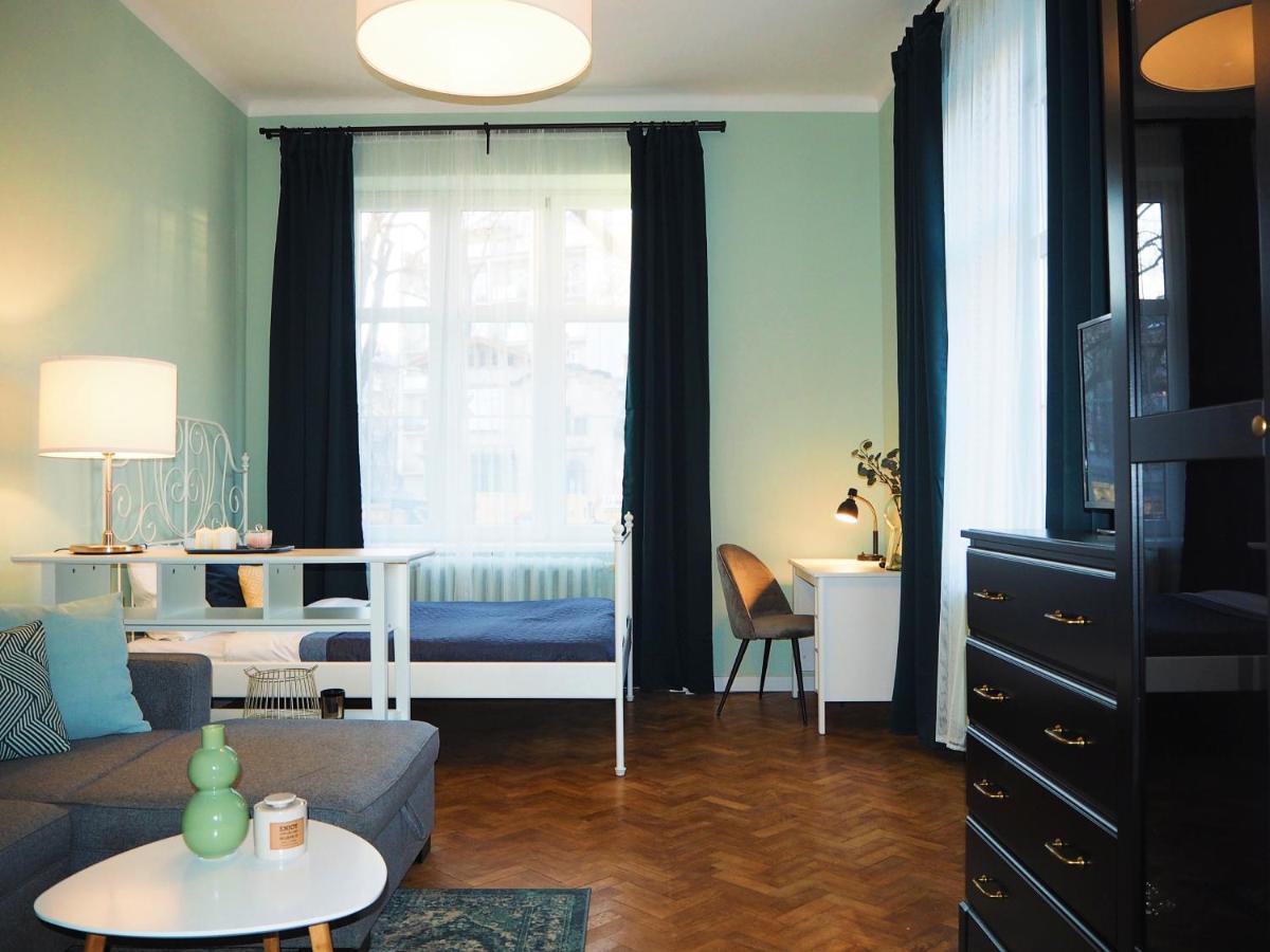Wawelove Kossak Apt 1 Min To Royal Wawel Castle! Free Parking Apartment Krakow Ngoại thất bức ảnh