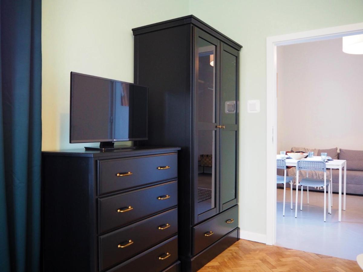 Wawelove Kossak Apt 1 Min To Royal Wawel Castle! Free Parking Apartment Krakow Ngoại thất bức ảnh